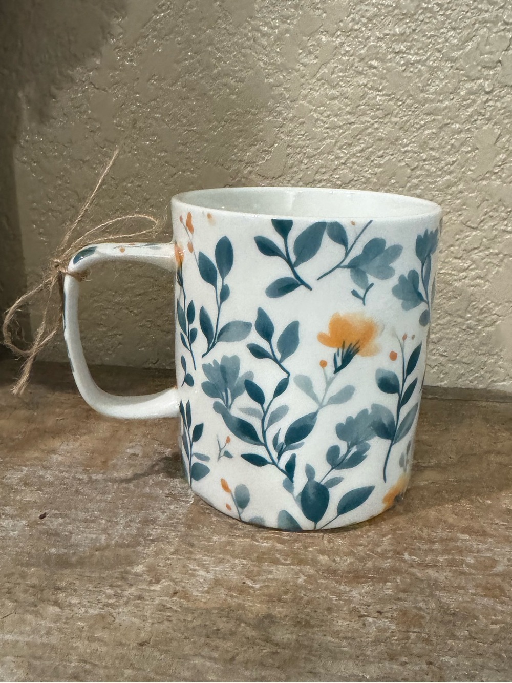Heirloom Floral Ceramic Coffee Mug with Botanical Print - Picture 2 of 3